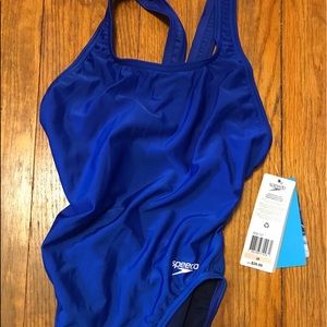 Competitive swim suit